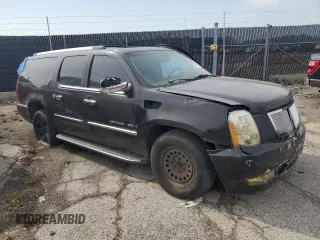 2007 Cadillac Escalade ESV z VIN 1GYFK66897R289951, wystawiony jako Copart lot #53170665 z przebiegiem 157 405 mil mil oraz Szkody całkowita. Historia ofert i sprzedaży dostępna na DreamBid. Obrazek 4.