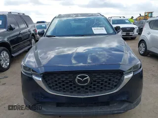 2023 Mazda CX-5 S Carbon Edition z VIN JM3KFBCM4P0288155, wystawiony jako IAAI lot #41501030 z przebiegiem 26 516 mil mil oraz . Historia ofert i sprzedaży dostępna na DreamBid. Obrazek 12.