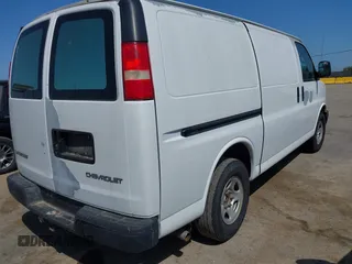 2005 Chevrolet Express Cargo with VIN 1GCFG15T651238970, listed as a IAAI auction lot 42141600 with 138,534 mi miles and . Bid and sale history available at DreamBid. Image 4.
