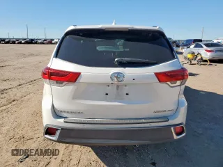 2019 Toyota Highlander Limited with VIN 5TDDZRFH2KS950028, listed as a Copart auction lot 57712315 with 52,468 mi miles and Salvage title. Bid and sale history available at DreamBid. Image 6.