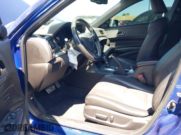 2016 Acura ILX Premium with VIN 19UDE2F80GA010559, listed as a IAAI auction lot 41991718 with 125,451 mi miles and . Bid and sale history available at DreamBid. Image 5.