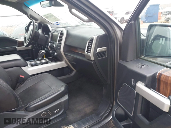 2015 Ford F-150 XLT with VIN 1FTFX1EF1FFB62489, listed as a IAAI auction lot 41503088 with 133,658 mi miles. Bid and sale history available at carsss.com. Image 5.