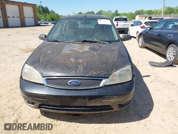 2006 Ford Focus S z VIN 1FAFP31N76W249134, wystawiony jako IAAI lot #41951073 z przebiegiem 152 065 mil mil oraz . Historia ofert i sprzedaży dostępna na DreamBid. Obrazek 12.