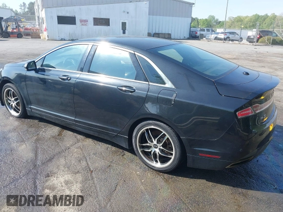 2015 Lincoln MKZ z VIN 3LN6L2G90FR602404, wystawiony jako IAAI lot #41946181 z przebiegiem 146 588 mil mil oraz . Historia ofert i sprzedaży dostępna na DreamBid. Obrazek 3.
