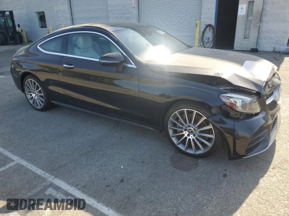 2020 Mercedes-Benz C 300 с VIN WDDWJ8DBXLF976523, выставлен на аукционе Copart как лот 54270915 с пробегом 3 059 миль миль и Списание • Salvage title. История ставок и продаж доступна на DreamBid. Изображение 4.