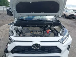 2021 Toyota RAV4 XLE with VIN 2T3W1RFV2MW146030, listed as a IAAI auction lot 42366687 with 88,889 mi miles and . Bid and sale history available at DreamBid. Image 10.