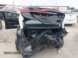 2020 Kia Forte LXS z VIN 3KPF24AD6LE257852, wystawiony jako IAAI lot #42361136 z przebiegiem 59 107 mil mil oraz . Historia ofert i sprzedaży dostępna na DreamBid. Obrazek 6.