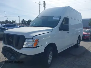 2020 Nissan NV Cargo SV z VIN 1N6BF0LY3LN811787, wystawiony jako IAAI lot #41826864 z przebiegiem 66 237 mil mil oraz . Historia ofert i sprzedaży dostępna na DreamBid. Obrazek 18.