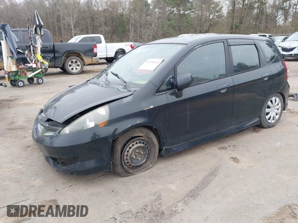 2007 Honda Fit Sport with VIN JHMGD37617S061689, listed as a IAAI auction lot 41498241 with 129,466 mi miles. Bid and sale history available at carsss.com. Image 2.
