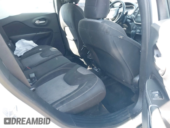 2015 Jeep Cherokee Sport с VIN 1C4PJLAB8FW531241, выставлен на аукционе IAAI как лот 41787819 с пробегом 136 720 миль миль и . История ставок и продаж доступна на DreamBid. Изображение 8.