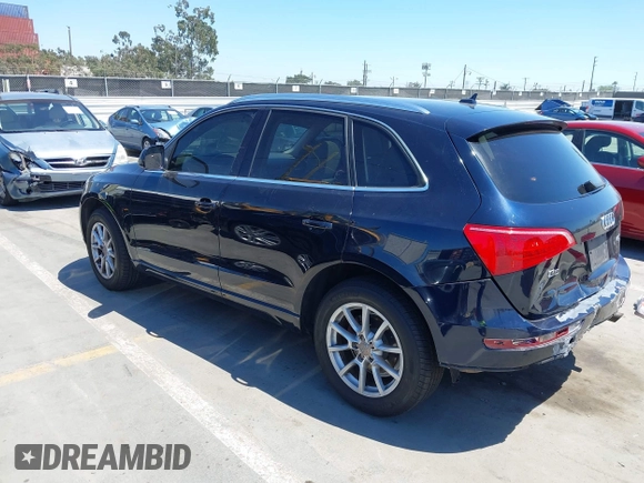 2011 Audi Q5 Premium z VIN WA1CFAFP5BA032844, wystawiony jako IAAI lot #42226412 z przebiegiem 148 649 mil mil oraz . Historia ofert i sprzedaży dostępna na DreamBid. Obrazek 3.