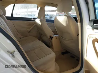 2009 Volkswagen Jetta S с VIN 3VWJZ71K79M040280, выставлен на аукционе IAAI как лот 42328383 с пробегом 160 072 миль миль и . История ставок и продаж доступна на DreamBid. Изображение 8.