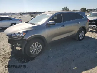 2019 Kia Sorento LX with VIN 5XYPG4A55KG471831, listed as a Copart auction lot 61040555 with 49,988 mi miles and Salvage title. Bid and sale history available at DreamBid. Image 1.