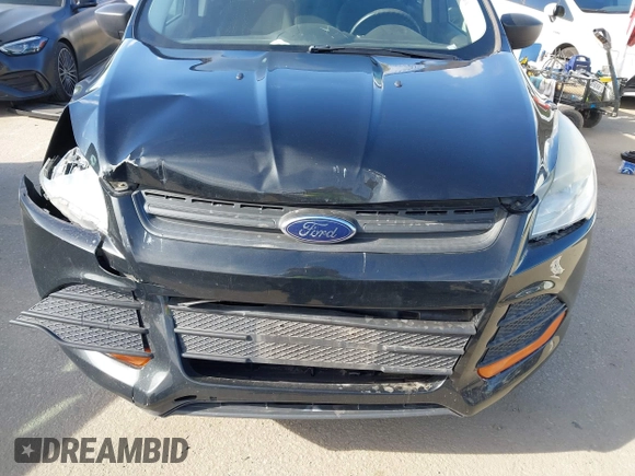 2014 Ford Escape S with VIN 1FMCU0F72EUD51798, listed as a IAAI auction lot 41925673 with 149,545 mi miles. Bid and sale history available at carsss.com. Image 6.