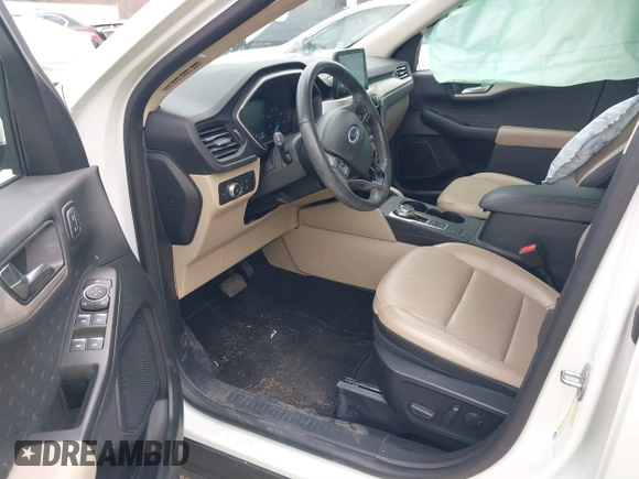 2020 Ford Escape SEL with VIN 1FMCU0H63LUB08437, listed as a IAAI auction lot 41691341 with 68,974 mi miles and . Bid and sale history available at carsss.com. Image 5.