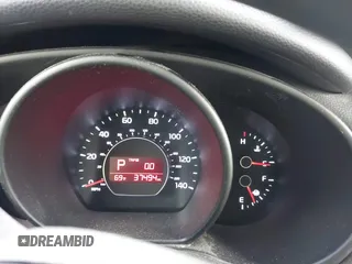 2016 Kia Soul with VIN KNDJN2A23G7397304, listed as a IAAI auction lot 41795662 with 37,494 mi miles. Bid and sale history available at carsss.com. Image 7.