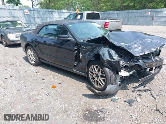2012 Ford Mustang V6 with VIN 1ZVBP8EM9C5220207, listed as a IAAI auction lot 42484243 with 93,037 mi miles and . Bid and sale history available at DreamBid. Image 1.