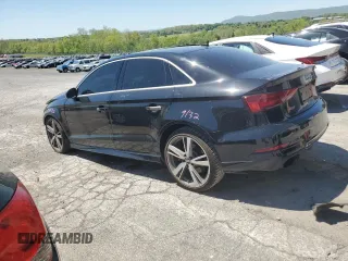 2019 Audi RS 3 z VIN WUABWGFF4KA900203, wystawiony jako Copart lot #52887714 z przebiegiem 52 793 mil mil oraz Szkody całkowita. Historia ofert i sprzedaży dostępna na DreamBid. Obrazek 2.