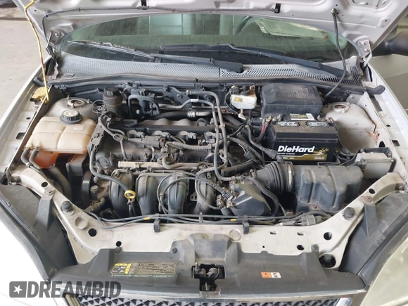 2005 Ford Focus S with VIN 3FAFP37N15R138393, listed as a IAAI auction lot 42106817 with 144,047 mi miles and . Bid and sale history available at carsss.com. Image 10.