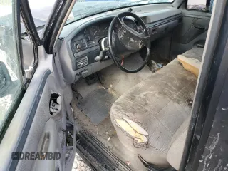 1996 Ford F-250 with VIN 1FTHX25F0TEB72558, listed as a Copart auction lot 81605404 with 0 mi miles and Non Repairable. Bid and sale history available at carsss.com. Image 8.
