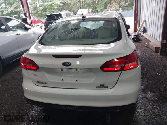 2016 Ford Focus SE с VIN 1FADP3F22GL211156, выставлен на аукционе IAAI как лот 42502613 с пробегом 121 224 миль миль и . История ставок и продаж доступна на DreamBid. Изображение 16.
