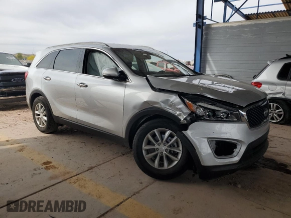 2018 Kia Sorento LX with VIN 5XYPG4A39JG409216, listed as a Copart auction lot 51011745 with 86,033 mi miles and Salvage Title. Bid and sale history available at carsss.com. Image 4.