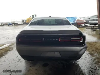 2015 Dodge Challenger R/T with VIN 2C3CDZAT1FH705168, listed as a Copart auction lot 44270495 with 96,085 mi miles and Salvage Title. Bid and sale history available at carsss.com. Image 6.