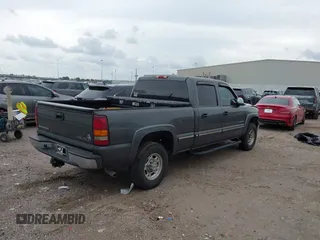 2002 Chevrolet Silverado 1500HD LT z VIN 1GCGC13U52F214511, wystawiony jako IAAI lot #42154128 z przebiegiem 110 760 mil mil oraz . Historia ofert i sprzedaży dostępna na DreamBid. Obrazek 4.
