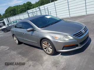 2012 Volkswagen CC Sport z VIN WVWMN7AN8CE547174, wystawiony jako IAAI lot #42644512 z przebiegiem 173 455 mil mil oraz . Historia ofert i sprzedaży dostępna na DreamBid. Obrazek 1.