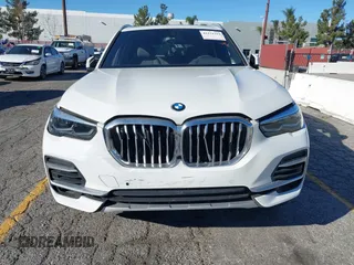 2022 BMW X5 sDrive40i with VIN 5UXCR4C04N9M61676, listed as a IAAI auction lot 41131319 with 29,731 mi miles. Bid and sale history available at carsss.com. Image 6.
