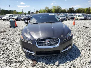 2014 Jaguar XF SC with VIN SAJWJ0EF4E8U32637, listed as a Copart auction lot 53524575 with 114,304 mi miles and Clean Title. Bid and sale history available at DreamBid. Image 5.