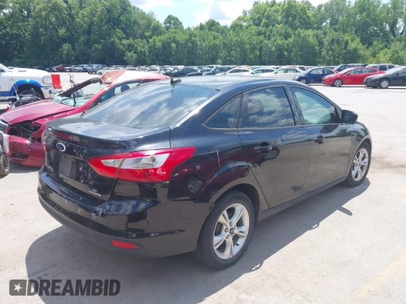 2013 Ford Focus SE z VIN 1FADP3F25DL262680, wystawiony jako IAAI lot #42682392 z przebiegiem 198 878 mil mil oraz . Historia ofert i sprzedaży dostępna na DreamBid. Obrazek 4.