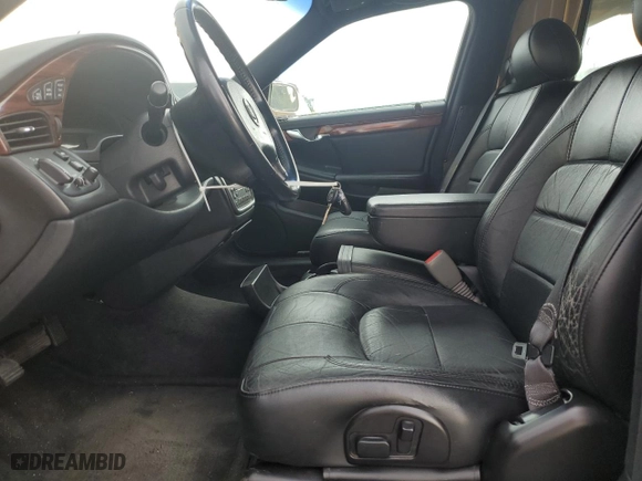 2005 Cadillac DTS Professional 1SH with VIN 1GEEH00Y55U500246, listed as a Copart auction lot 81049664 with NaN miles and Clean Title. Bid and sale history available at carsss.com. Image 7.