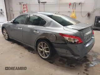 2011 Nissan Maxima SV z VIN 1N4AA5AP8BC849956, wystawiony jako IAAI lot #42317906 z przebiegiem 258 534 mil mil oraz . Historia ofert i sprzedaży dostępna na DreamBid. Obrazek 3.