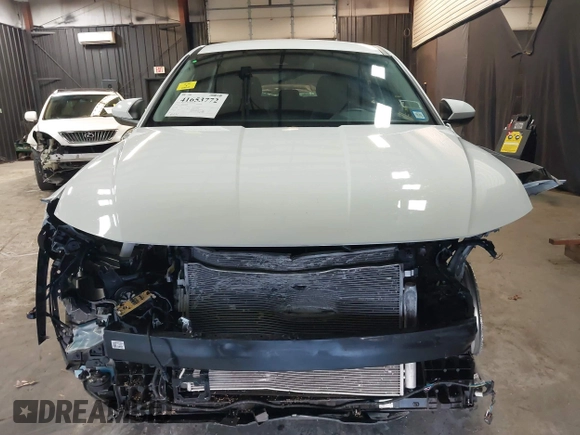 2024 Hyundai Tucson SE with VIN 5NMJACDE0RH418046, listed as a IAAI auction lot 41653772 with 6,235 mi miles. Bid and sale history available at carsss.com. Image 13.