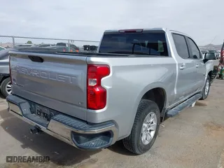 2019 Chevrolet Silverado 1500 LT with VIN 3GCPWCEK8KG124931, listed as a IAAI auction lot 41325693 with 116,927 mi miles. Bid and sale history available at carsss.com. Image 4.