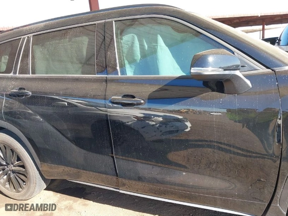2023 Toyota Highlander L with VIN 5TDKDRAH5PS520675, listed as a IAAI auction lot 41344132 with 15,397 mi miles. Bid and sale history available at carsss.com. Image 13.