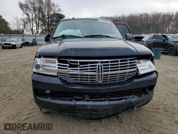 2013 Lincoln Navigator z VIN 5LMJJ3J56DEL00981, wystawiony jako Copart lot #84135504 z przebiegiem 143 193 mil mil oraz Szkoda całkowita • Salvage title. Historia ofert i sprzedaży dostępna na DreamBid. Obrazek 5.