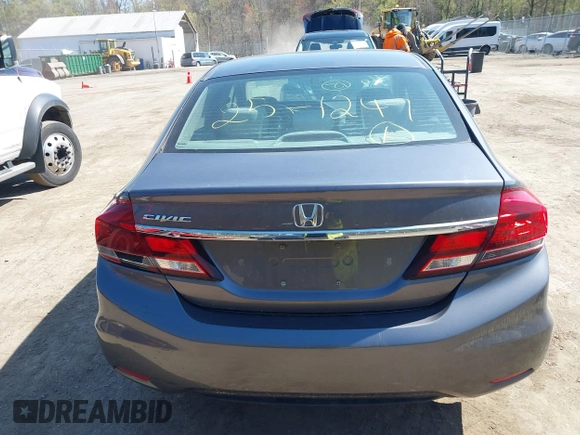 2014 Honda Civic Sedan LX with VIN 19XFB2F5XEE246121, listed as a IAAI auction lot 41997902 with 134,684 mi miles. Bid and sale history available at carsss.com. Image 16.