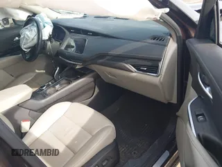 2020 Cadillac XT4 AWD Premium Luxury with VIN 1GYFZDR4XLF085471, listed as a IAAI auction lot 41528080 with 58,136 mi miles. Bid and sale history available at carsss.com. Image 5.
