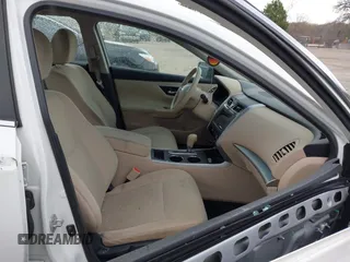 2015 Nissan Altima SV z VIN 1N4AL3AP6FC115367, wystawiony jako IAAI lot #42128044 z przebiegiem 110 383 mil mil oraz . Historia ofert i sprzedaży dostępna na DreamBid. Obrazek 5.