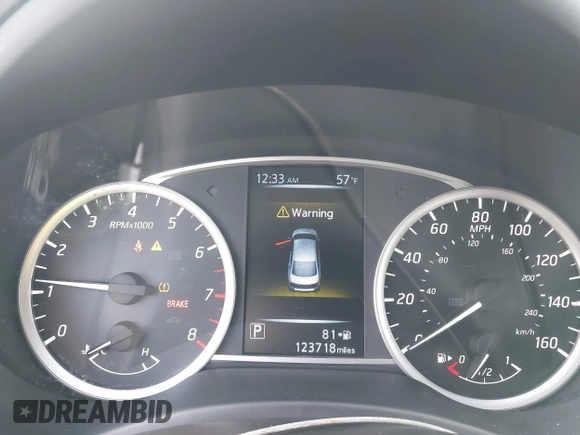 2017 Nissan Sentra SV with VIN 3N1AB7AP6HY314758, listed as a IAAI auction lot 42082152 with 123,718 mi miles and . Bid and sale history available at DreamBid. Image 7.