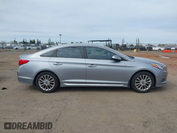 2015 Hyundai Sonata Limited with VIN 5NPE34AF3FH200664, listed as a IAAI auction lot 41870793 with 133,032 mi miles and . Bid and sale history available at DreamBid. Image 13.