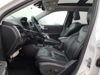 2021 Jeep Cherokee Limited z VIN 1C4PJLDX6MD183388, wystawiony jako Copart lot #42555715 z przebiegiem 113 883 mil mil oraz Szkoda całkowita • Salvage title. Historia ofert i sprzedaży dostępna na DreamBid. Obrazek 7.