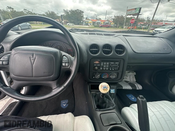 1999 Pontiac Firebird Formula with VIN 2G2FV22G7X2220315, listed as a Copart auction lot 46482085 with 107,524 mi miles and Clean title. Bid and sale history available at DreamBid. Image 9.