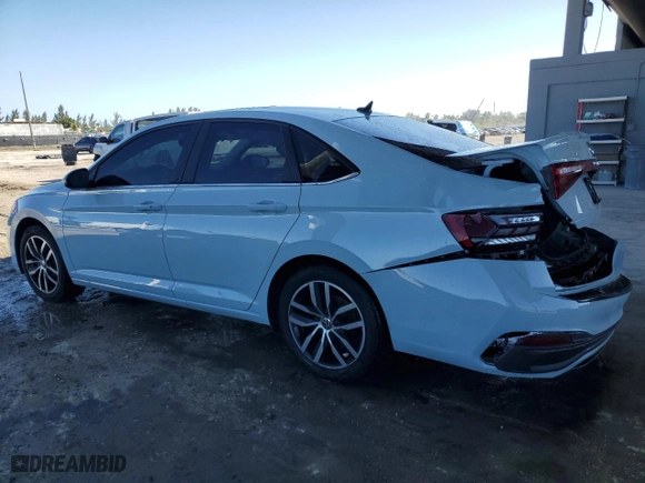 2025 Volkswagen Jetta SE with VIN 3VW7X7BU8SM015619, listed as a Copart auction lot 49249065 with 3,673 mi miles and Non Repairable. Bid and sale history available at carsss.com. Image 2.