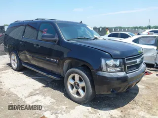 2007 Chevrolet Suburban LT с VIN 1GNFK16317R179979, выставлен на аукционе IAAI как лот 42435485 с пробегом 145 505 миль миль и . История ставок и продаж доступна на DreamBid. Изображение 1.