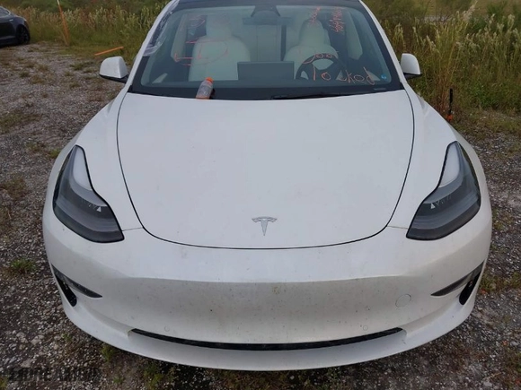 2022 Tesla Model 3 Long Range with VIN 5YJ3E1EBXNF267363, listed as a IAAI auction lot 40494604 with NaN miles. Bid and sale history available at carsss.com. Image 6.