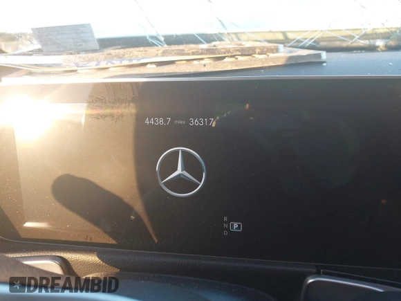 2021 Mercedes-Benz GLB 250 z VIN W1N4M4HB0MW137048, wystawiony jako IAAI lot #40541728 z przebiegiem 36 317 mil mil oraz . Historia ofert i sprzedaży dostępna na DreamBid. Obrazek 7.