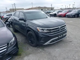 2023 Volkswagen Atlas SE z VIN 1V2JC2CA0PC204154, wystawiony jako IAAI lot #41657187 z przebiegiem 22 624 mil mil oraz . Historia ofert i sprzedaży dostępna na DreamBid. Obrazek 1.